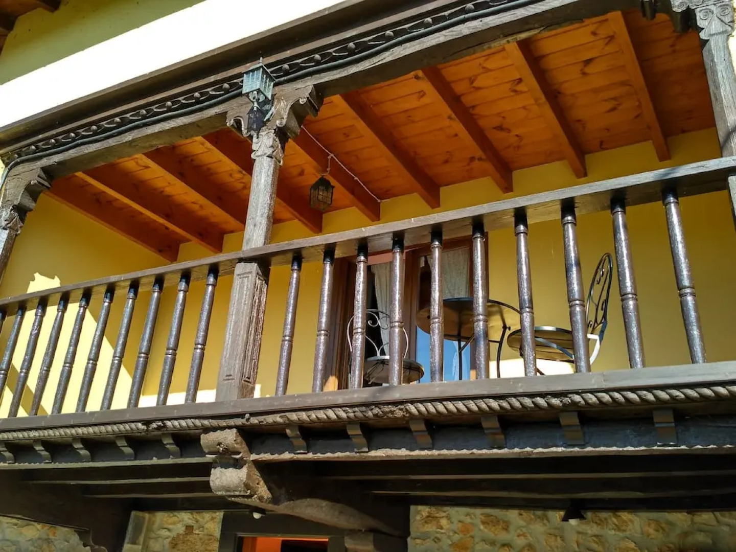 Apartamentos La Corona