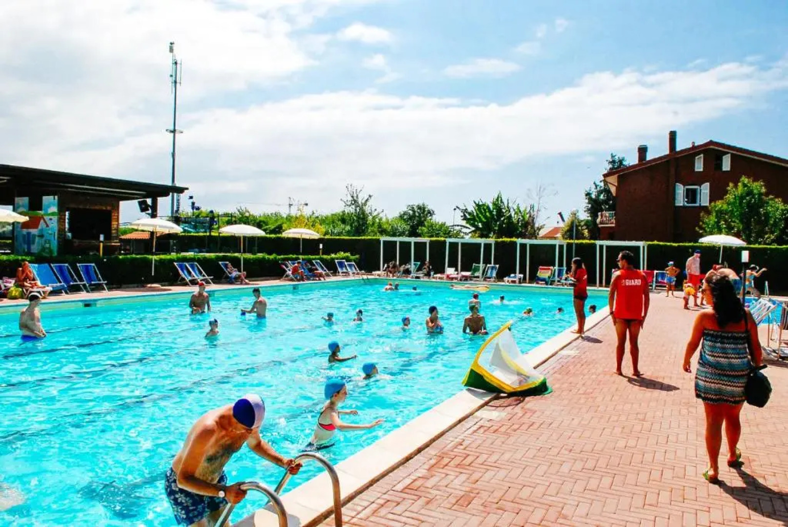 Chalet Grand Charme voor 4 personen op Camping River Village - JoyCasa