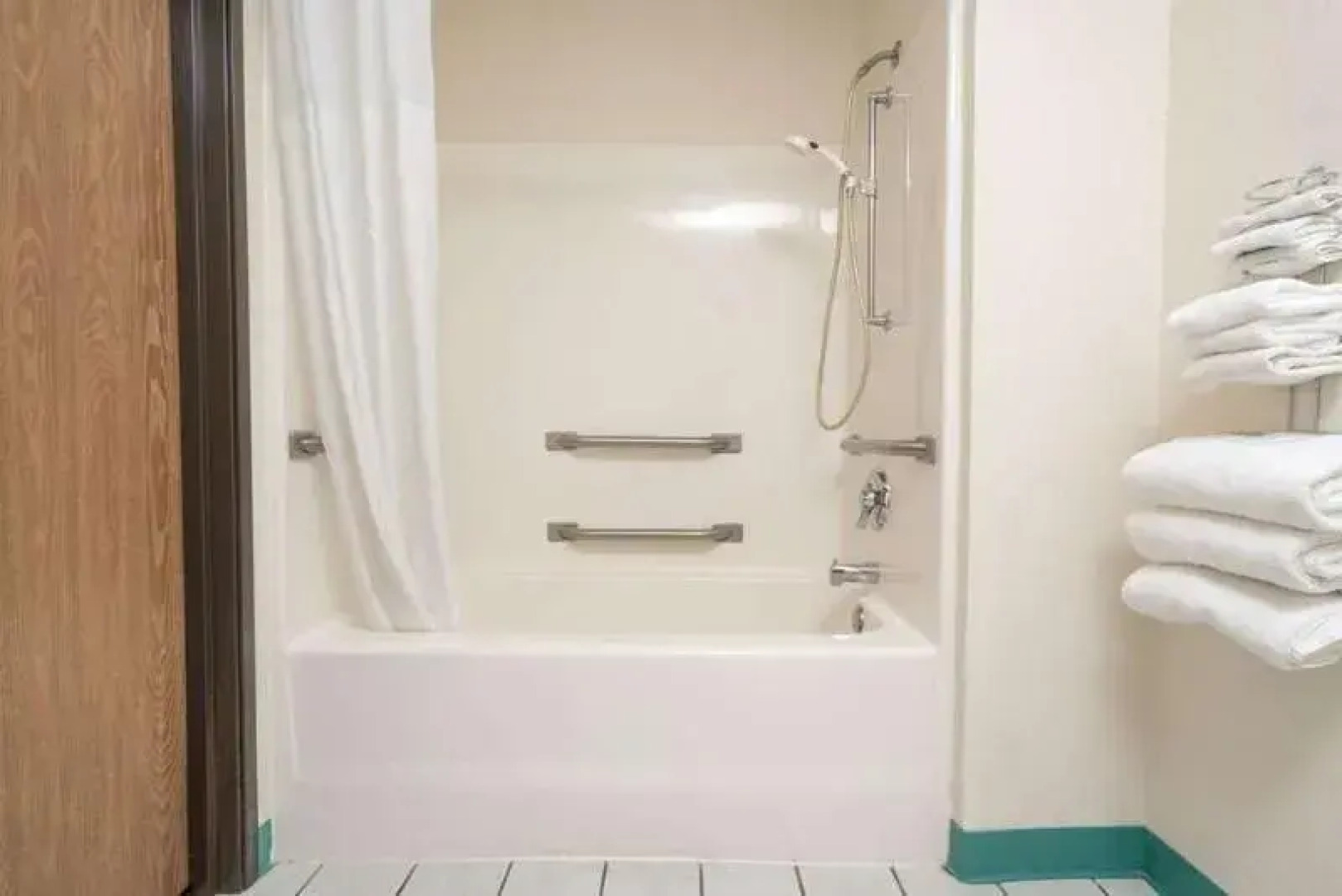 Howard Johnson West Fargo