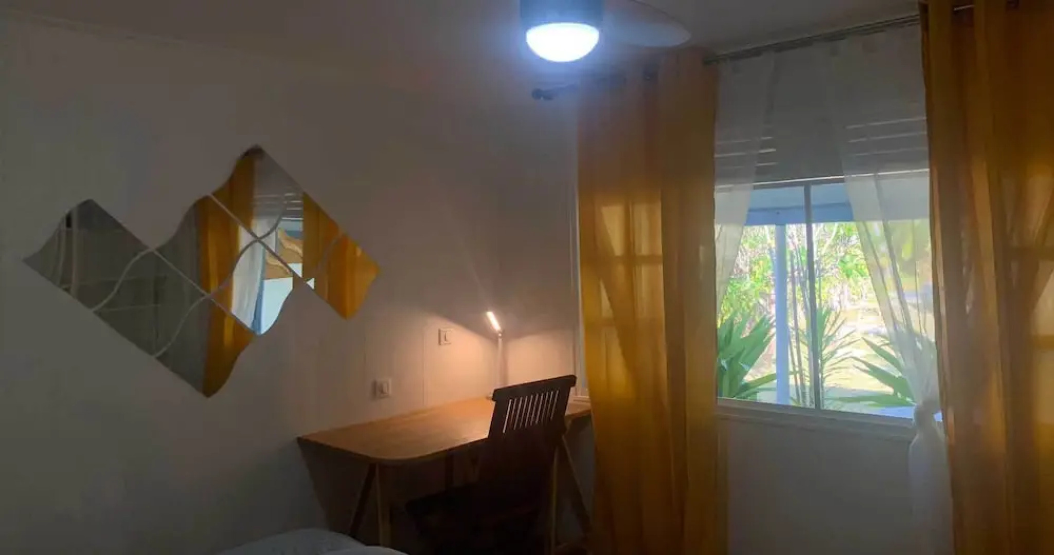 Moana Breeze Eco Lodge