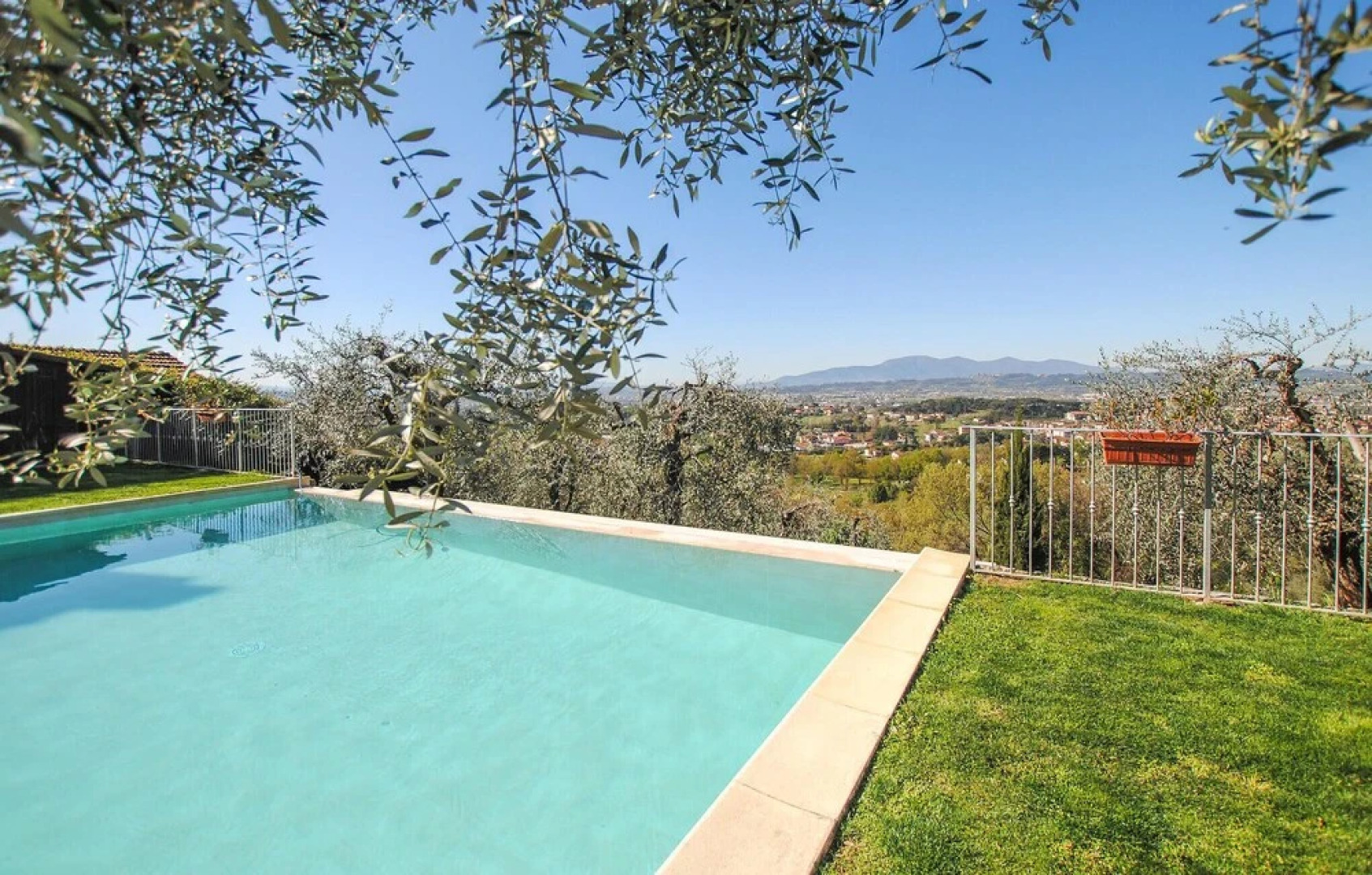 Amazing Home in Borgo Buggiano With Outdoor Swimming Pool, Wifi and 3 Bedrooms