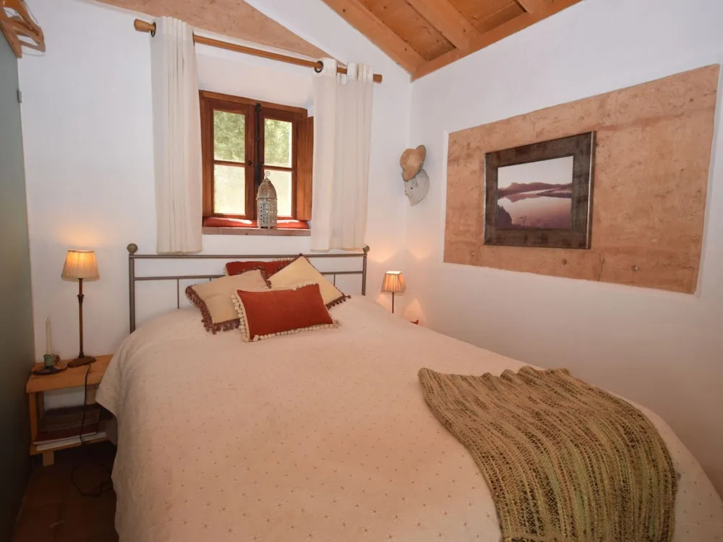 Quiet Cottage in Estate Casas da Cerca near Troviscais