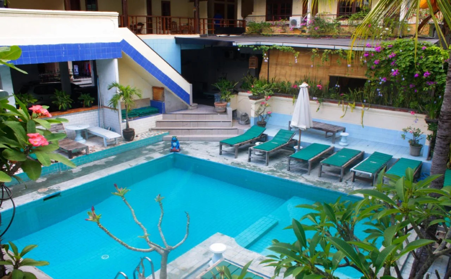 Sayang Maha Mertha Hotel