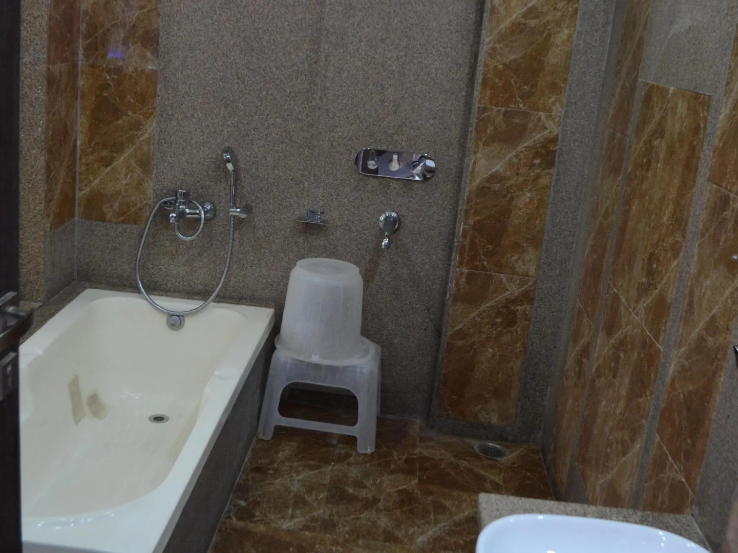 Royal Garden Retreat