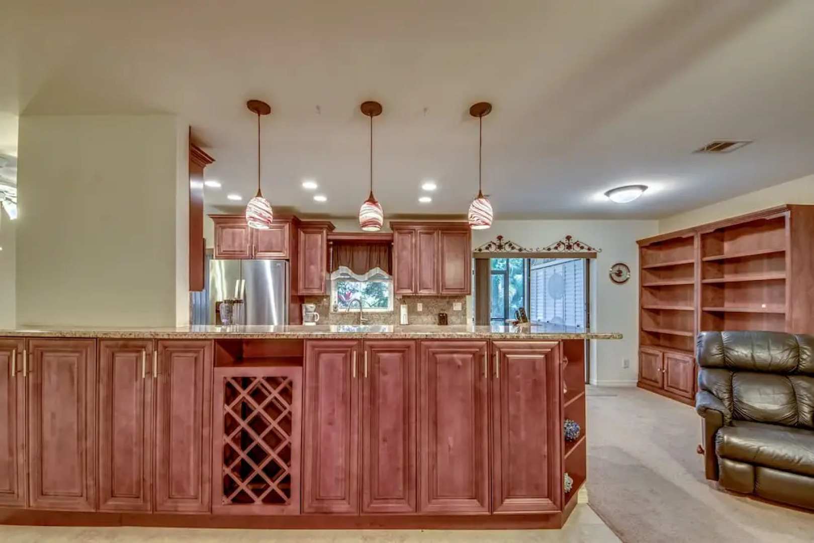 Charter Club Condo - Roelens Vacations