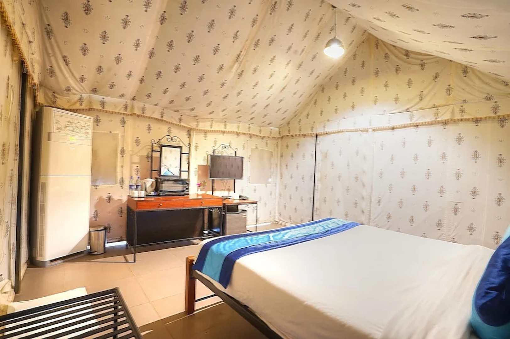 Bundela Bandhavgarh by Octave