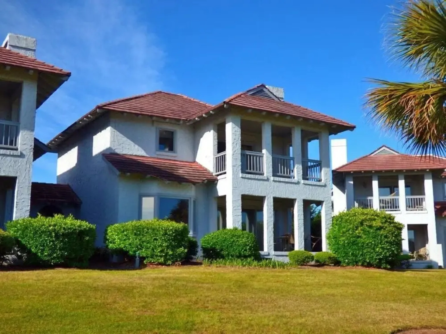 205 PPV La Plage 4 Br villa by RedAwning