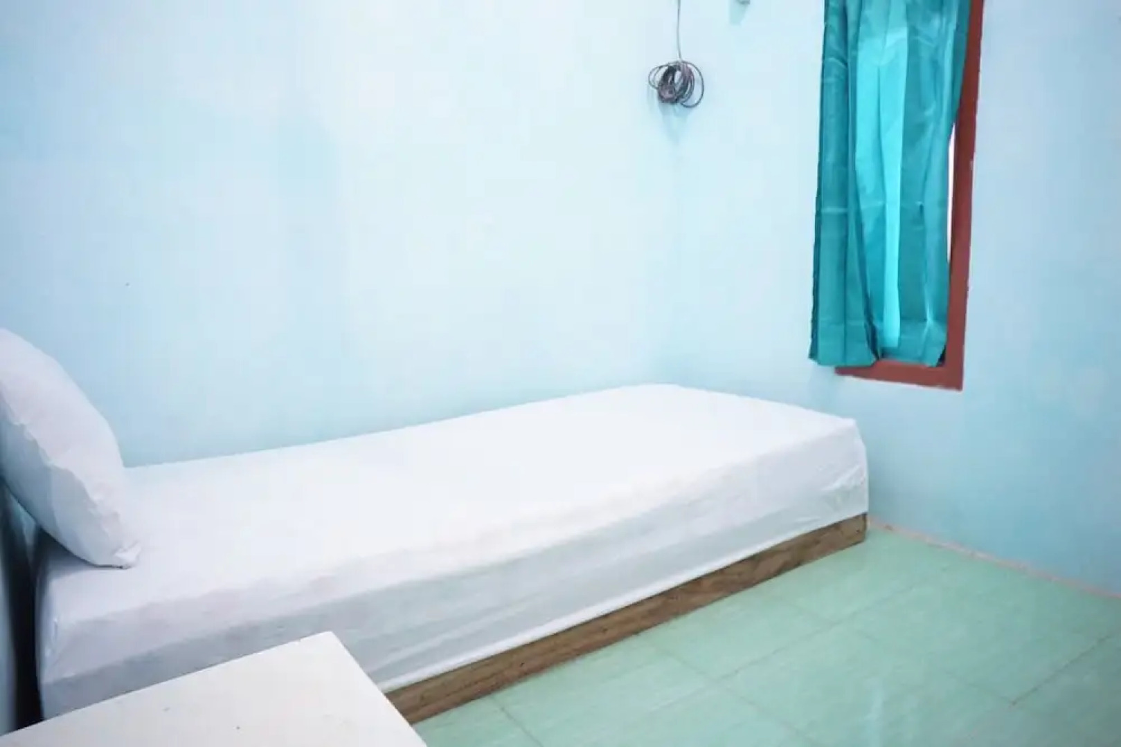 OYO Life 93017 Kost H Soeroso