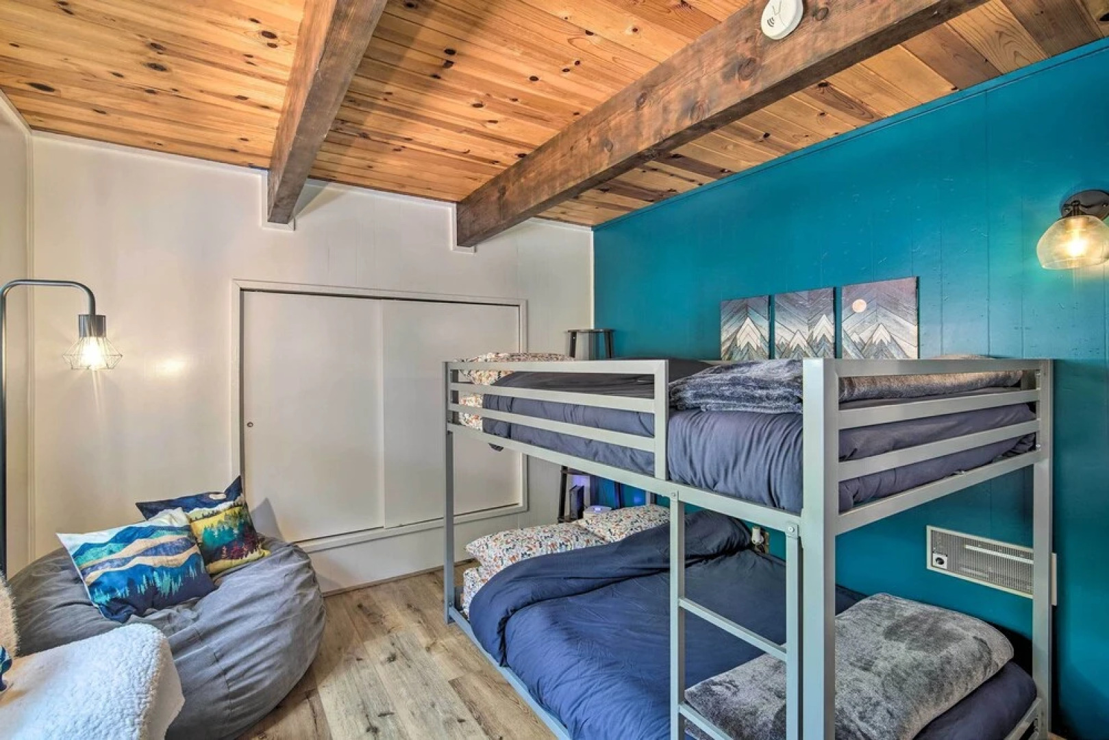 Running Springs Cabin < 7 Mi to Lake + Skiing