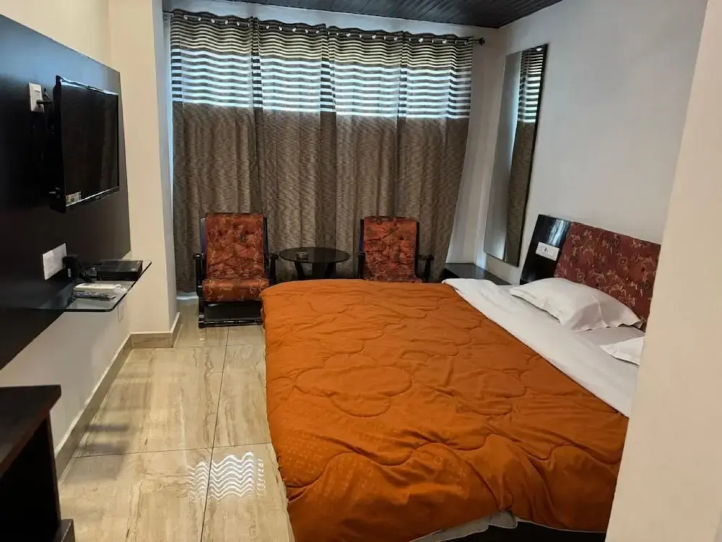 Goroomgo Jewel Premium Pathankot