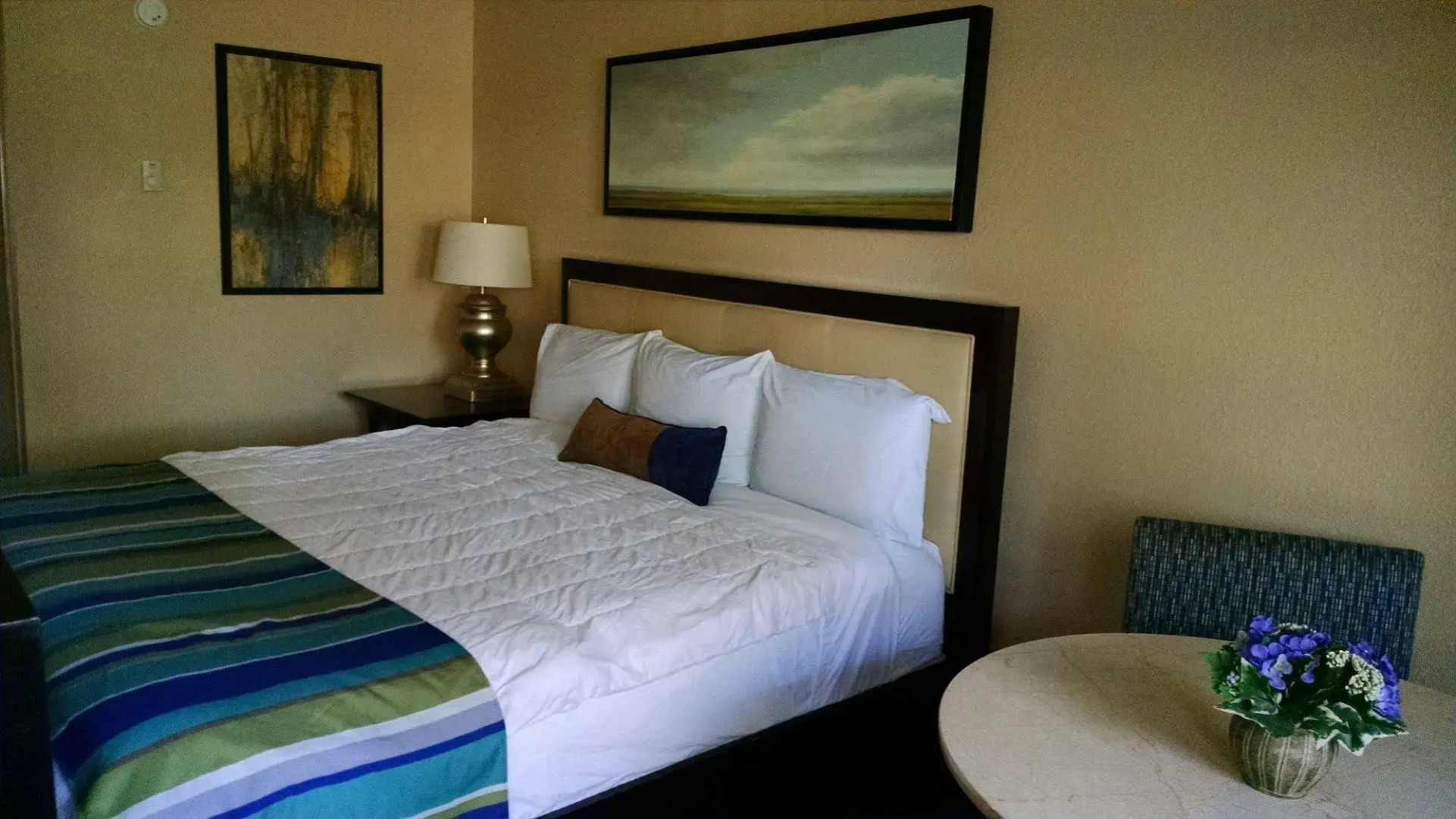 Extend a Suites Mobile Tillmans Corner