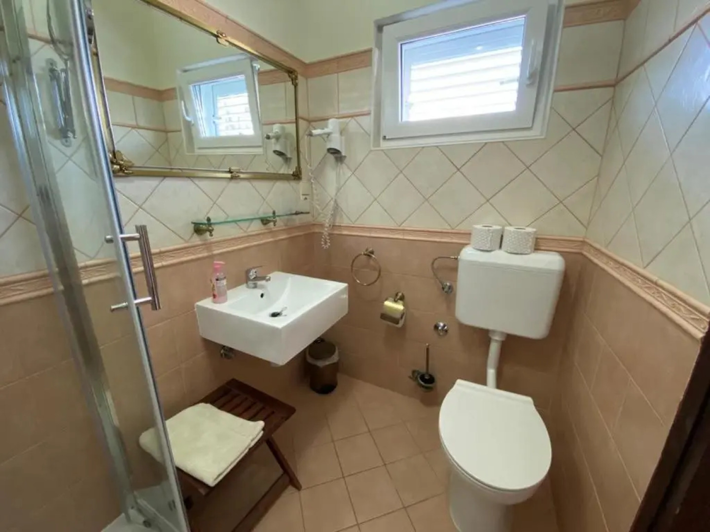 Apartments and Rooms Villa Luci