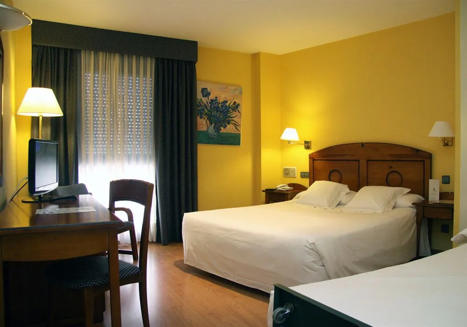 Egido Plaza De Santiago