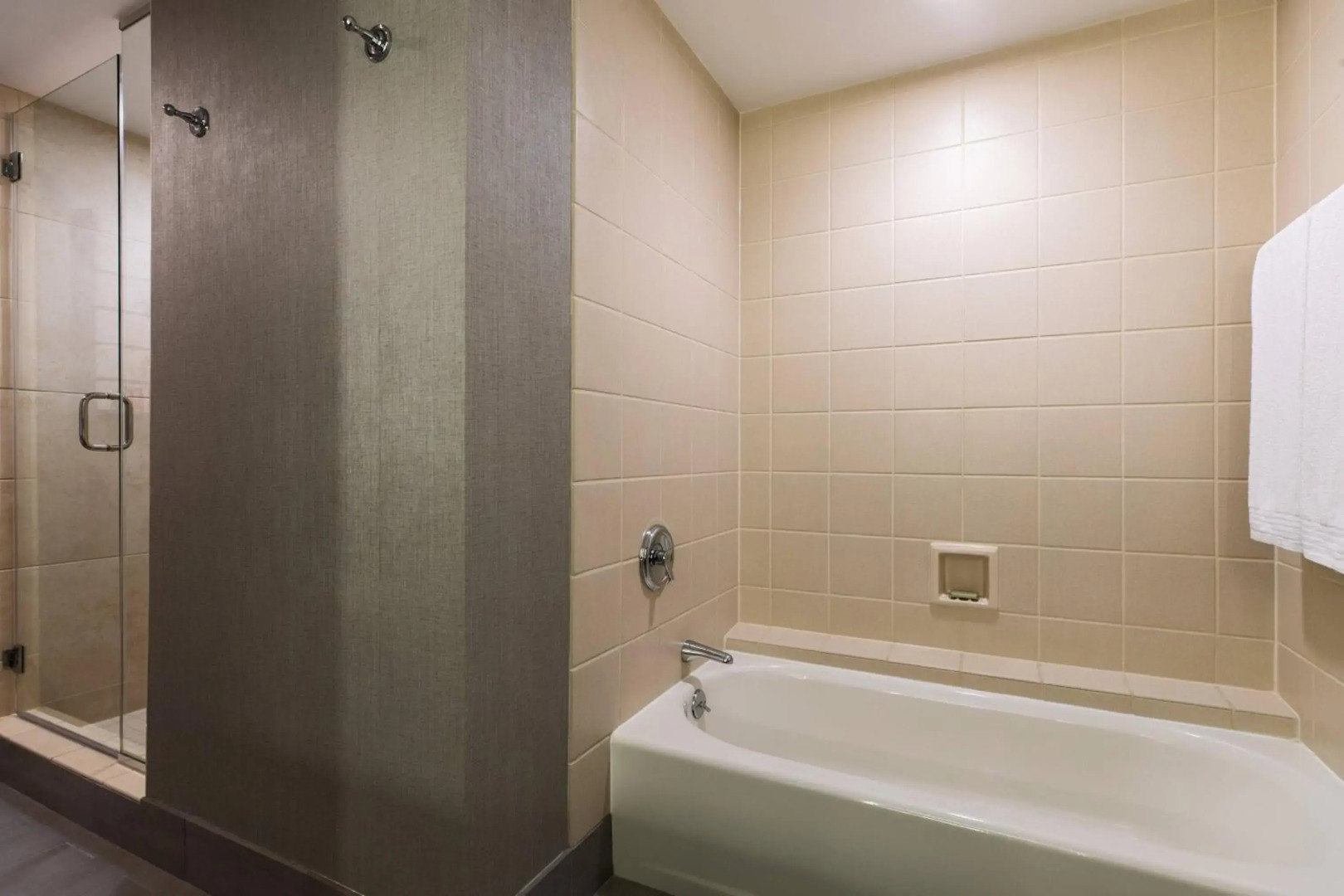 Renaissance Chicago Downtown Hotel