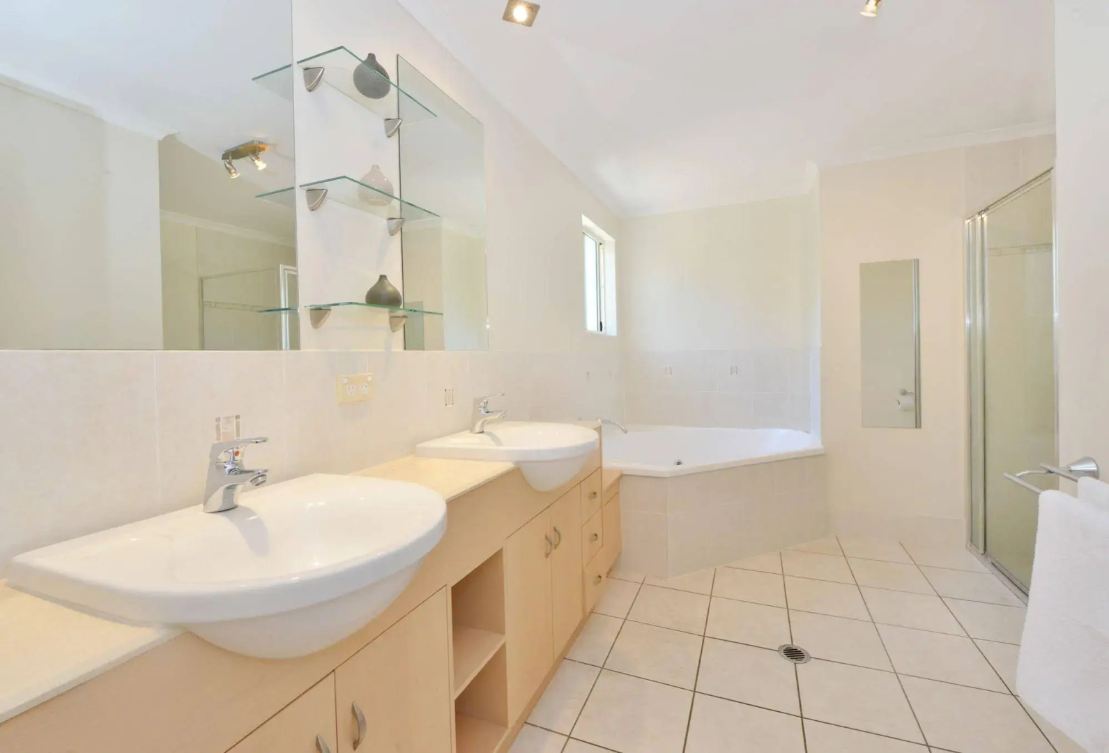 Bellevue At Trinity Beach