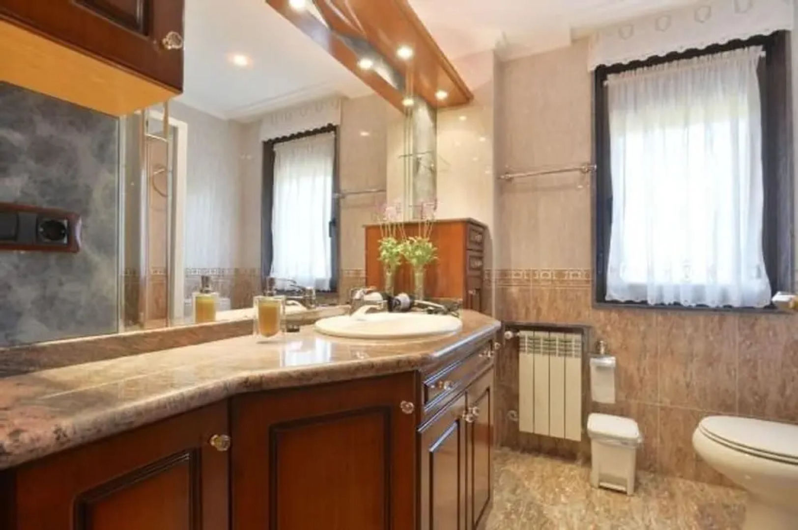 House With 5 Bedrooms in Sevares, With Wonderful Mountain View, Enclosed Garden and Wifi