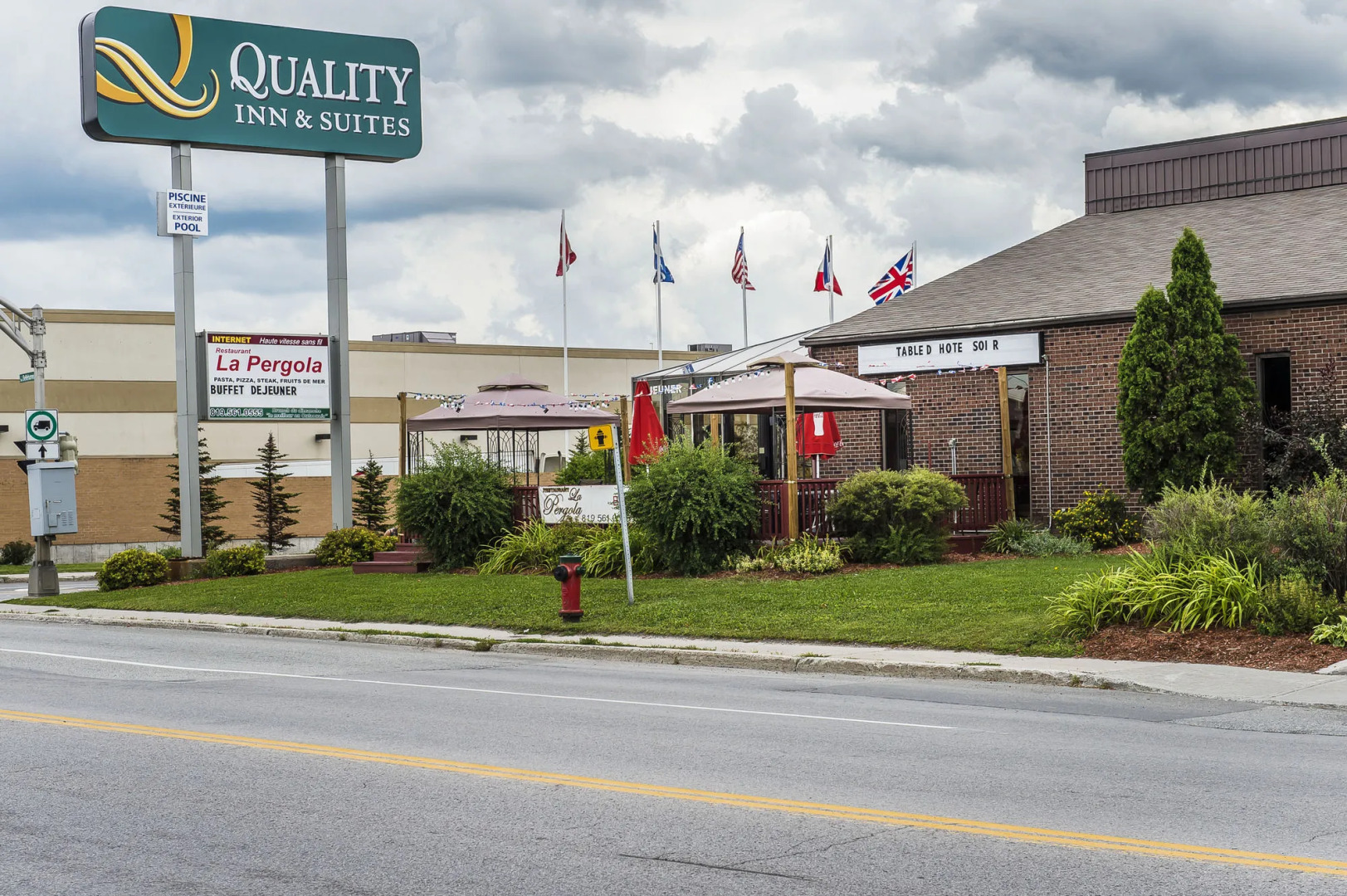 Quality Inn & Suites Gatineau