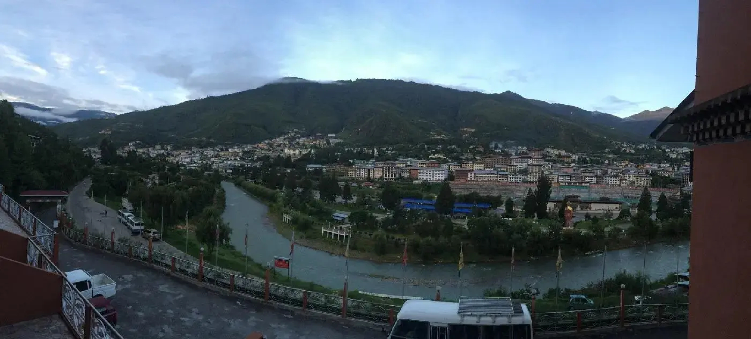 Hotel River Valley