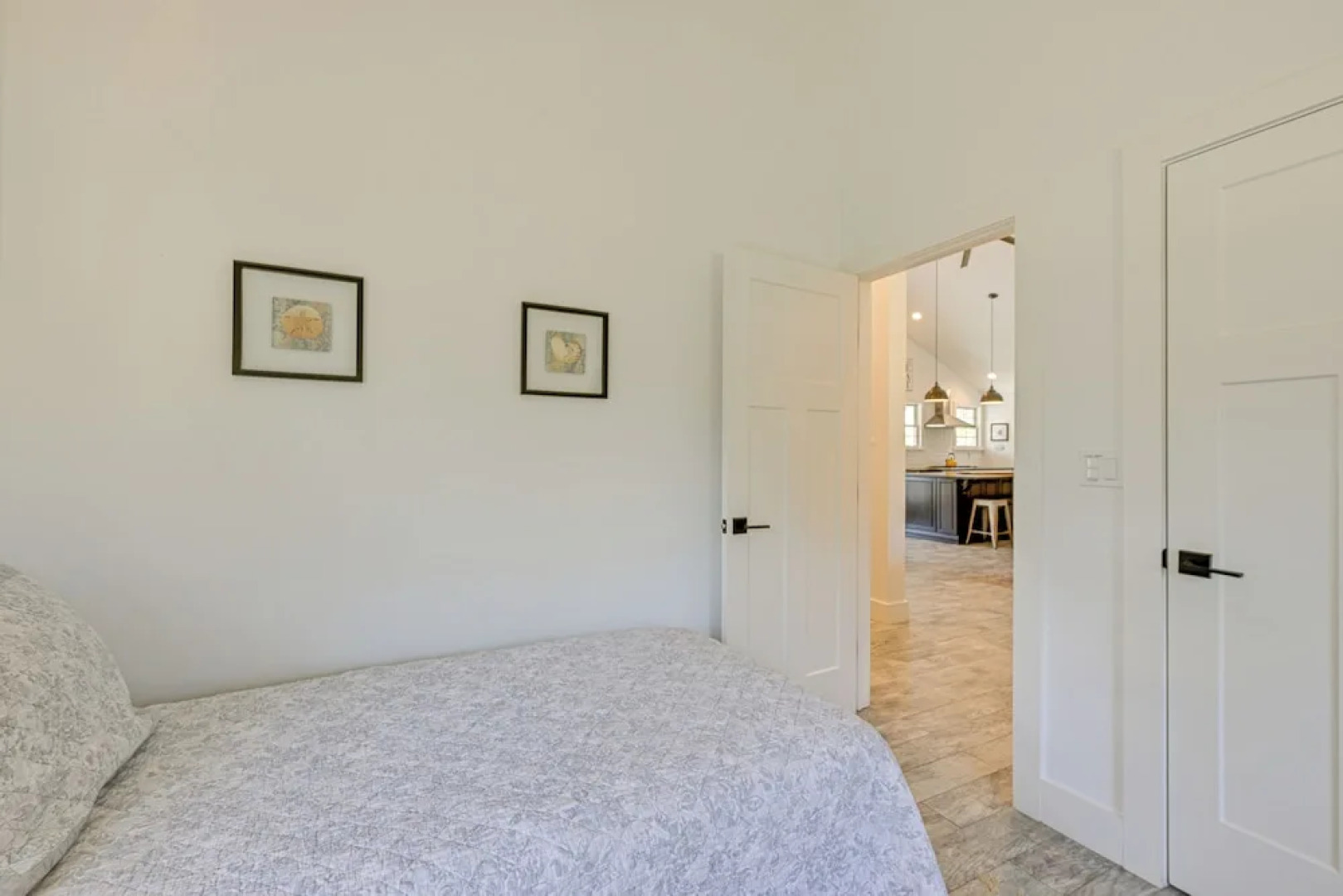 Distinctive Hamptons Home w/ Pool Near Bay, Ocean