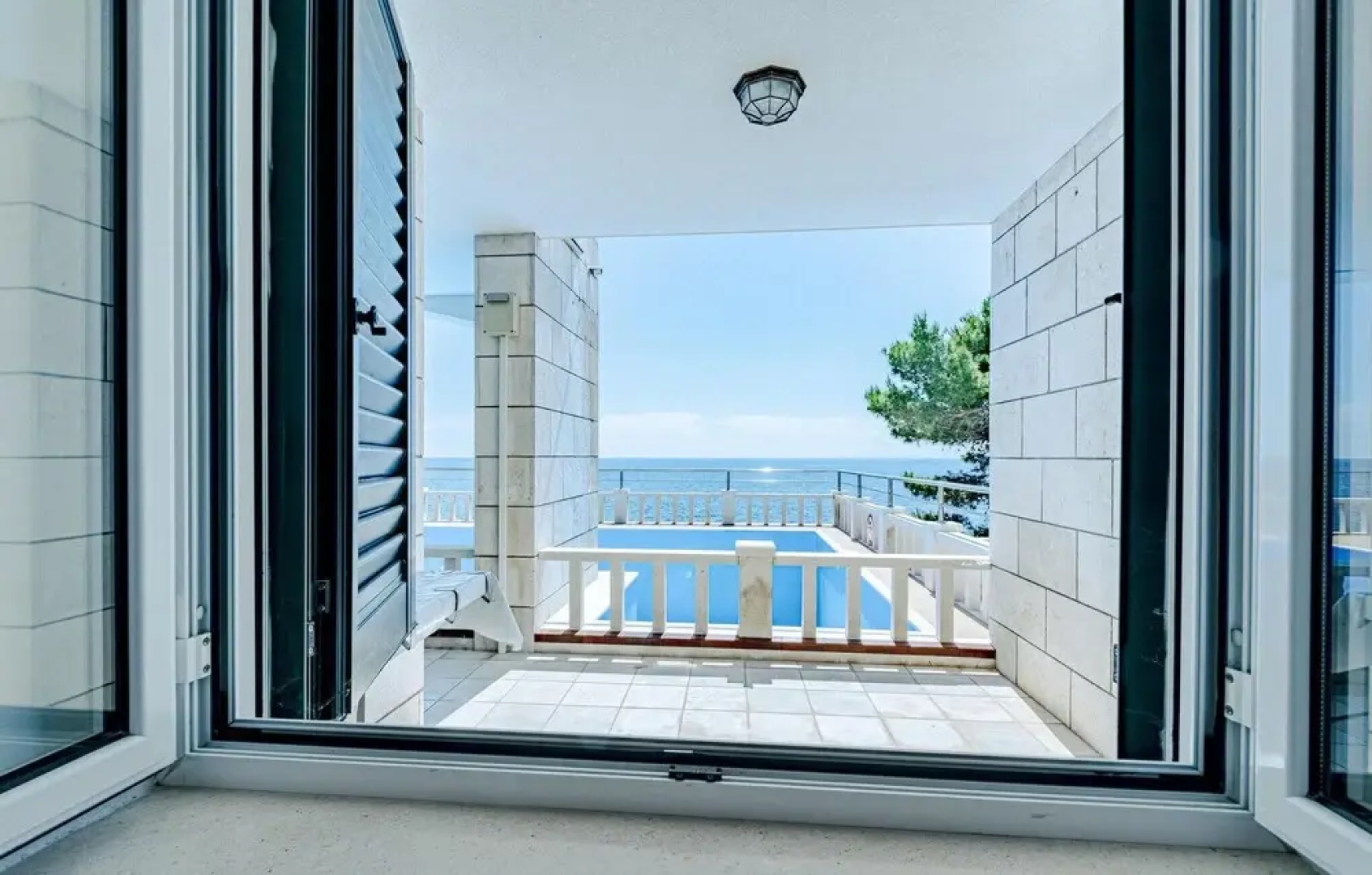 Nice Apartment in Dingac With 2 Bedrooms, Internet and Outdoor Swimming Pool