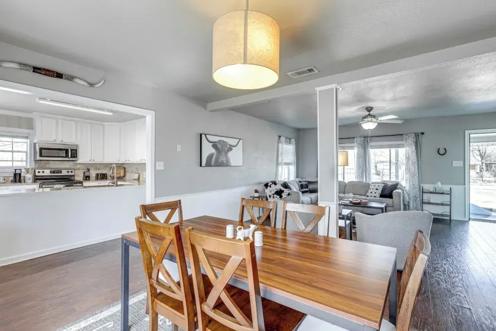 5 Mi to Belton Lake: Home w/ Large Yard!