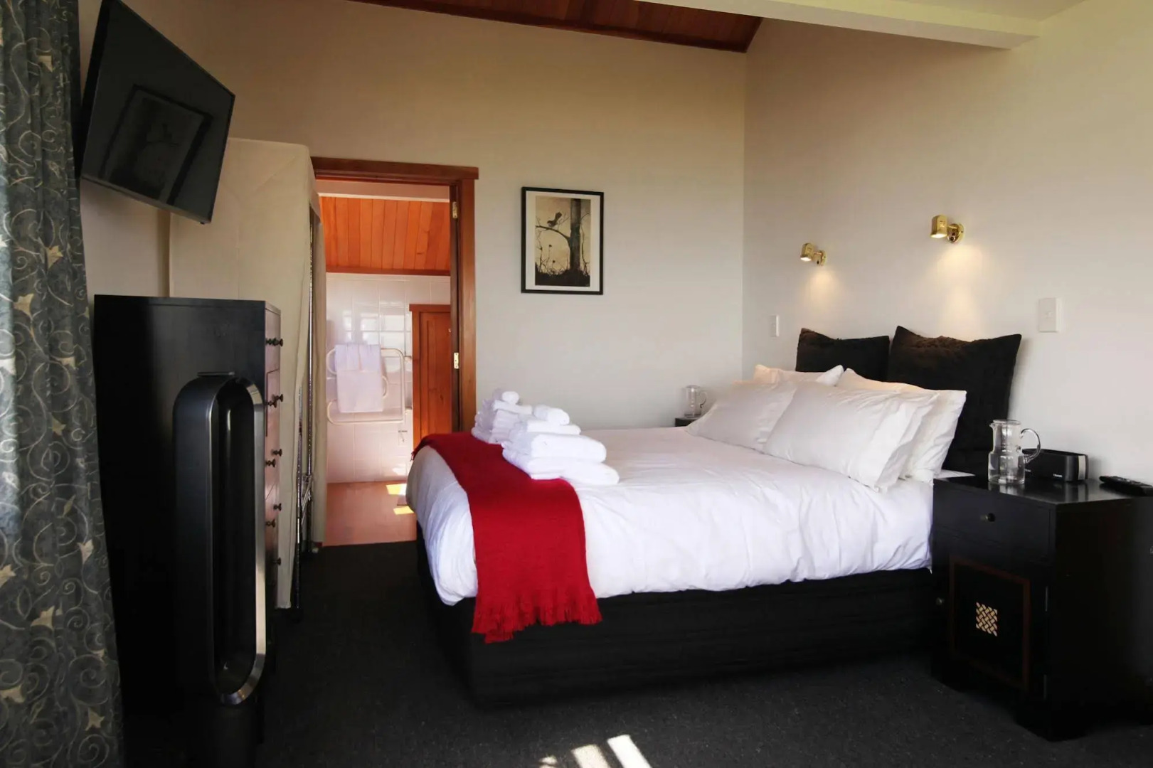 Te Puru Beach Lodge