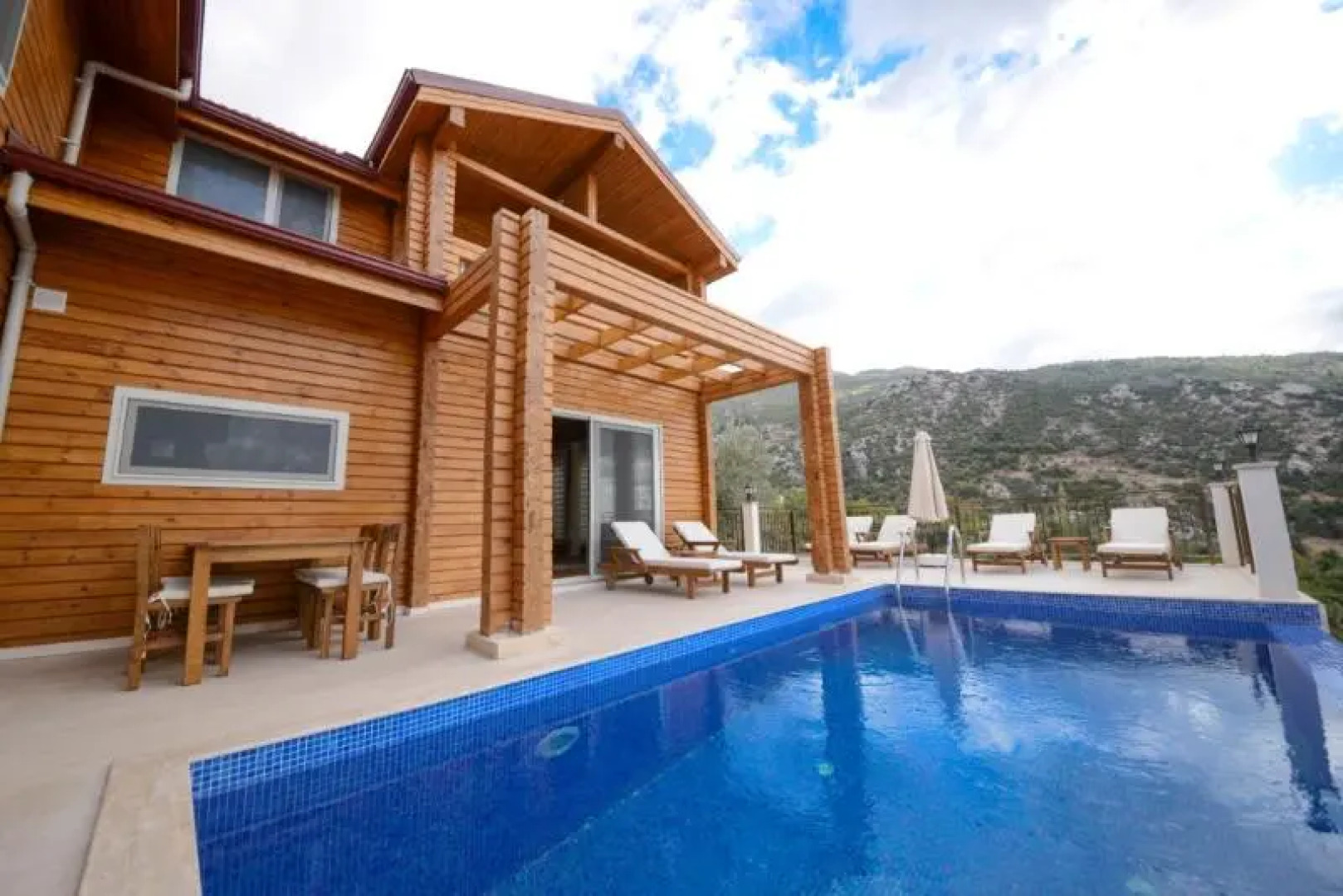 Lucida Villas Islamlar Town