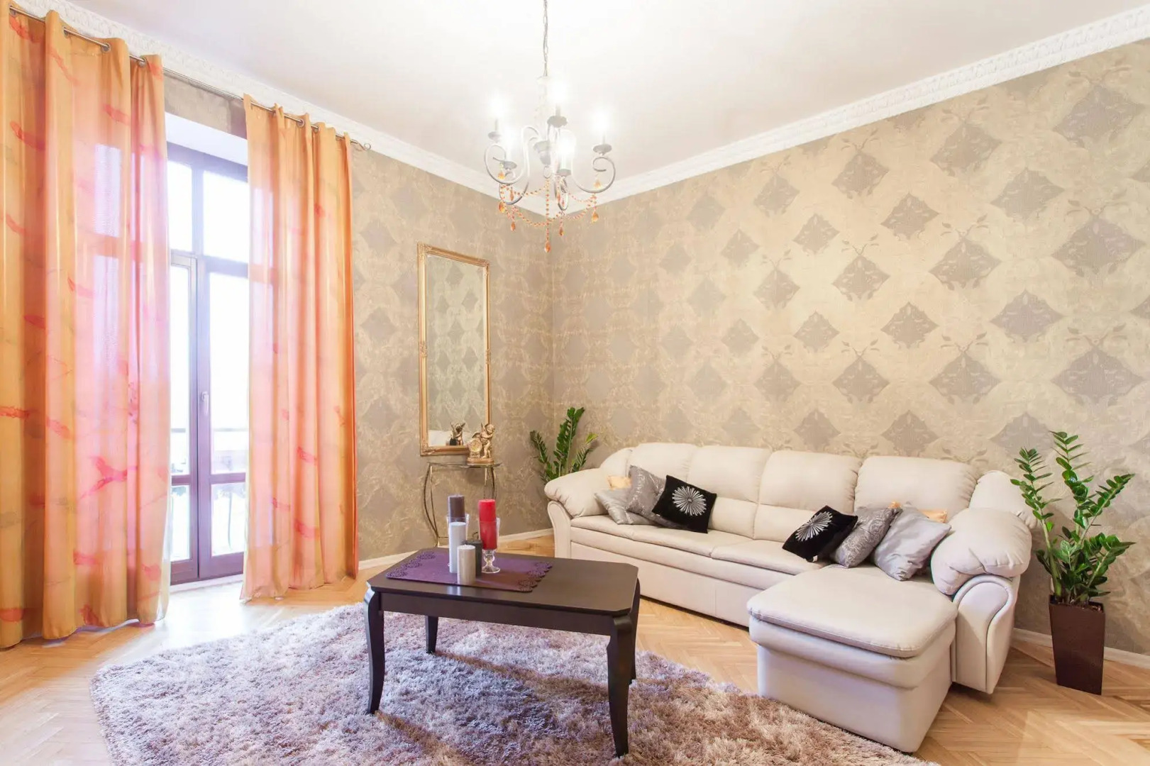 Royal Stay Group Minskrent