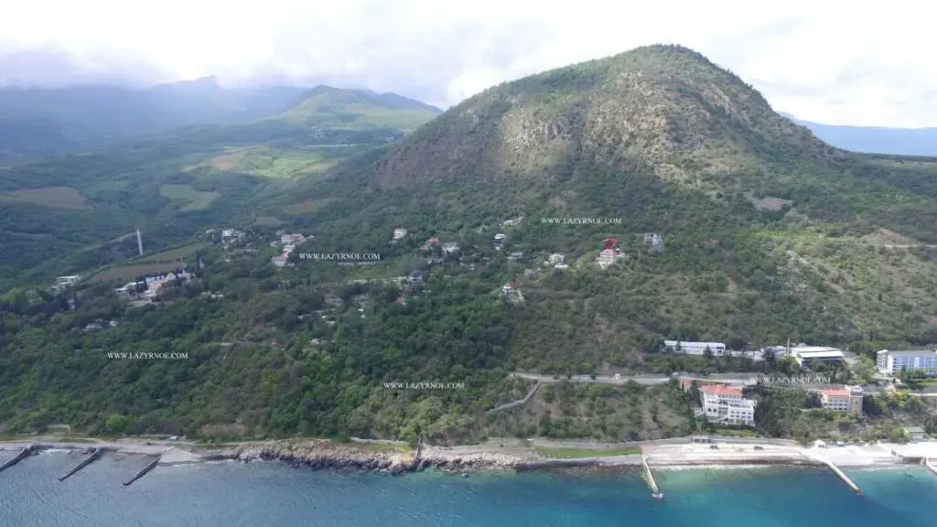 Two Floor Cottages in Lazurnoe