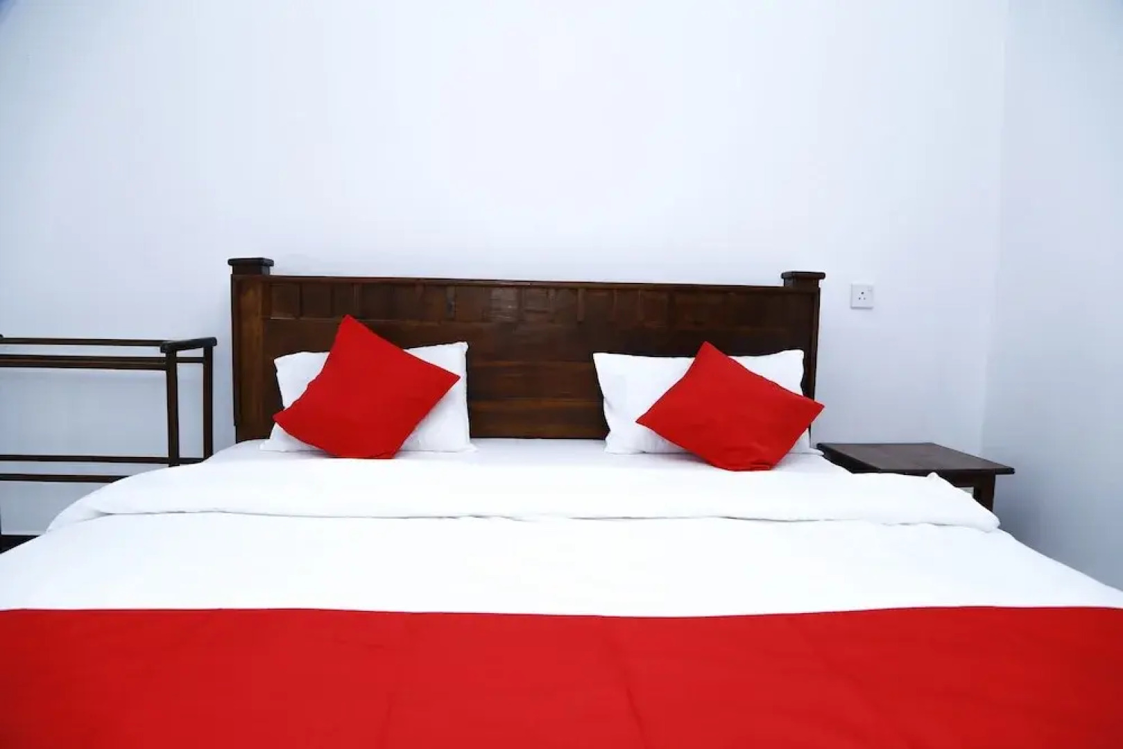 OYO 310 Sea Lagoon Beach Hotel