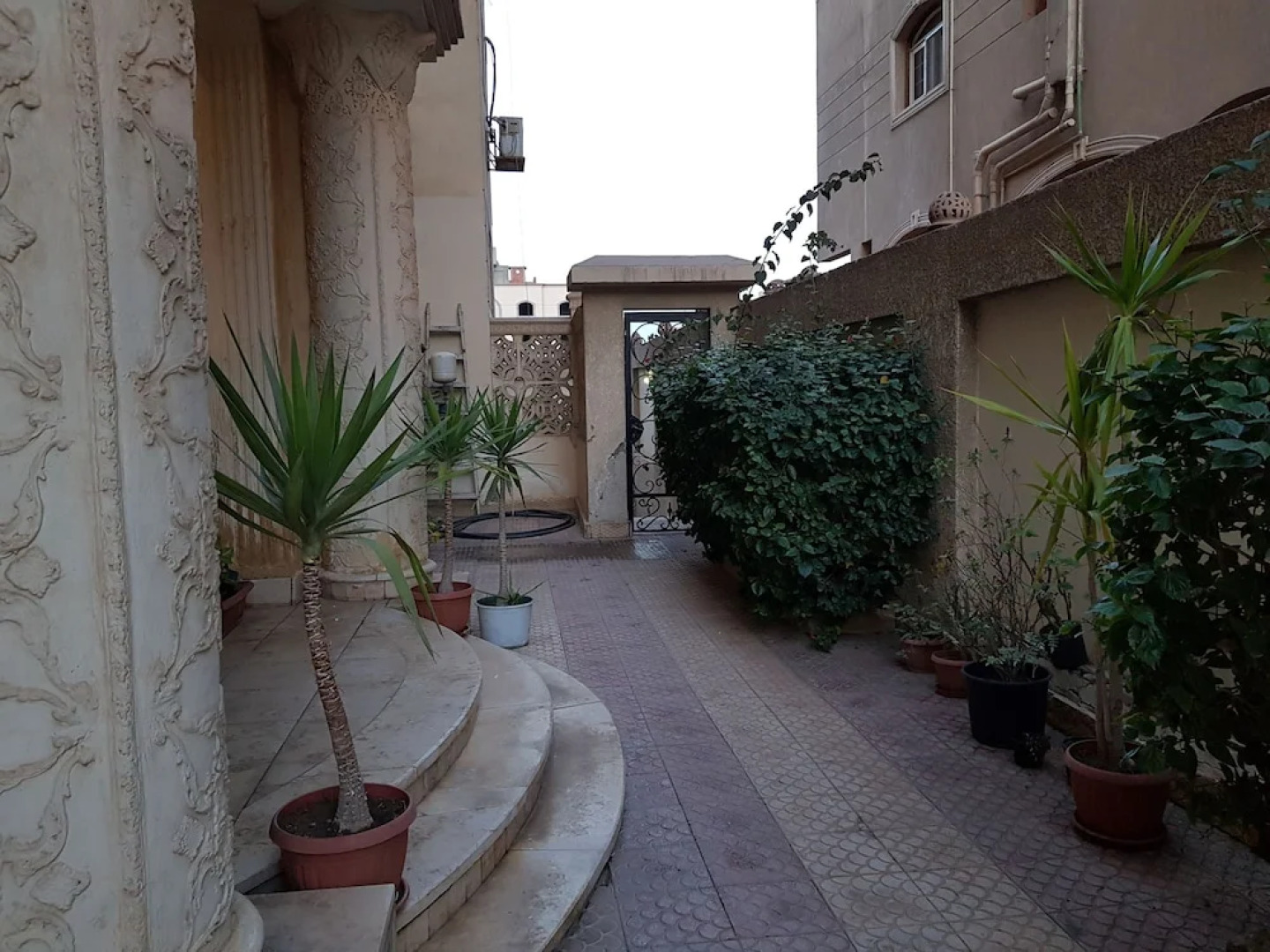 Garden Apartments near Mall of Arabia