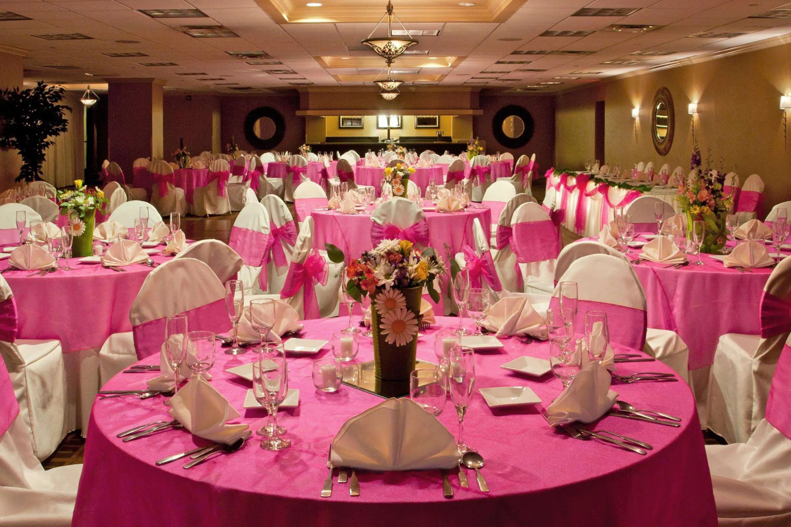 DoubleTree by Hilton Washington Meadow Lands Casino Area