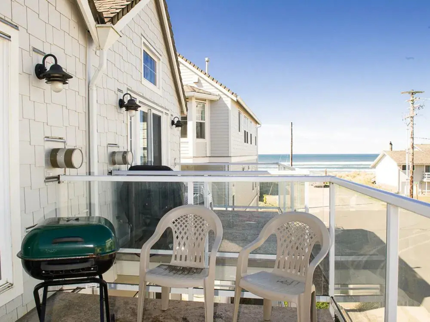 Shell Belle by RedAwning