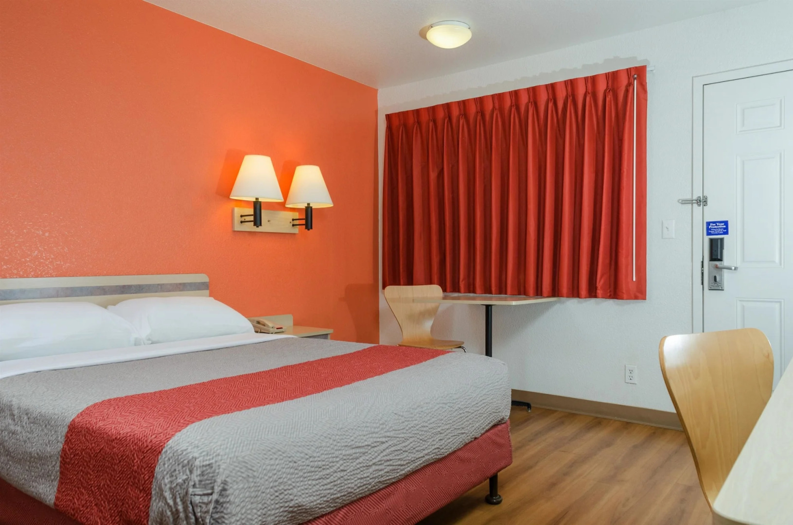 Super 8 by Wyndham Turlock