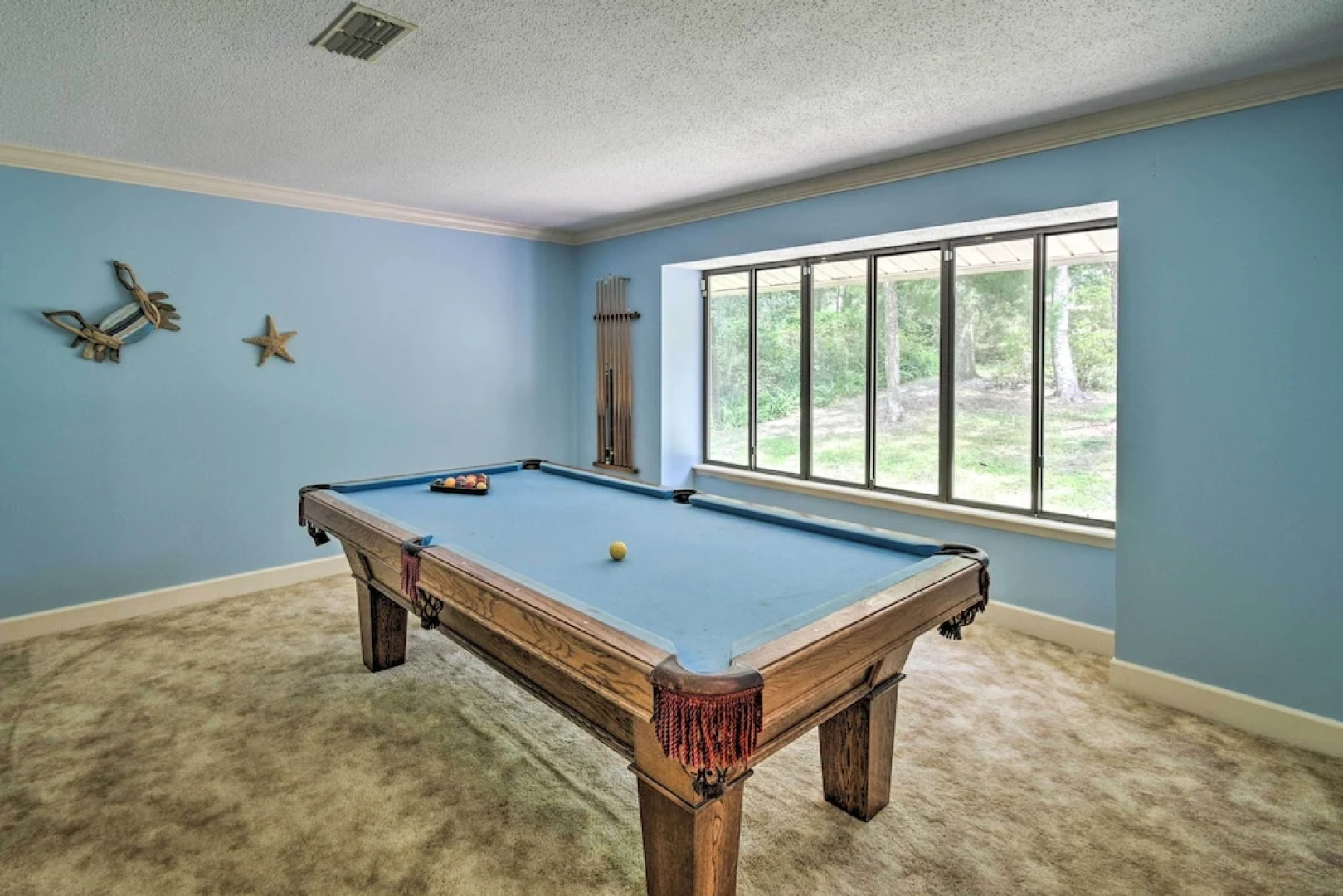 Jacksonville Home on 1 Acre ~ 6 Mi to Beach!