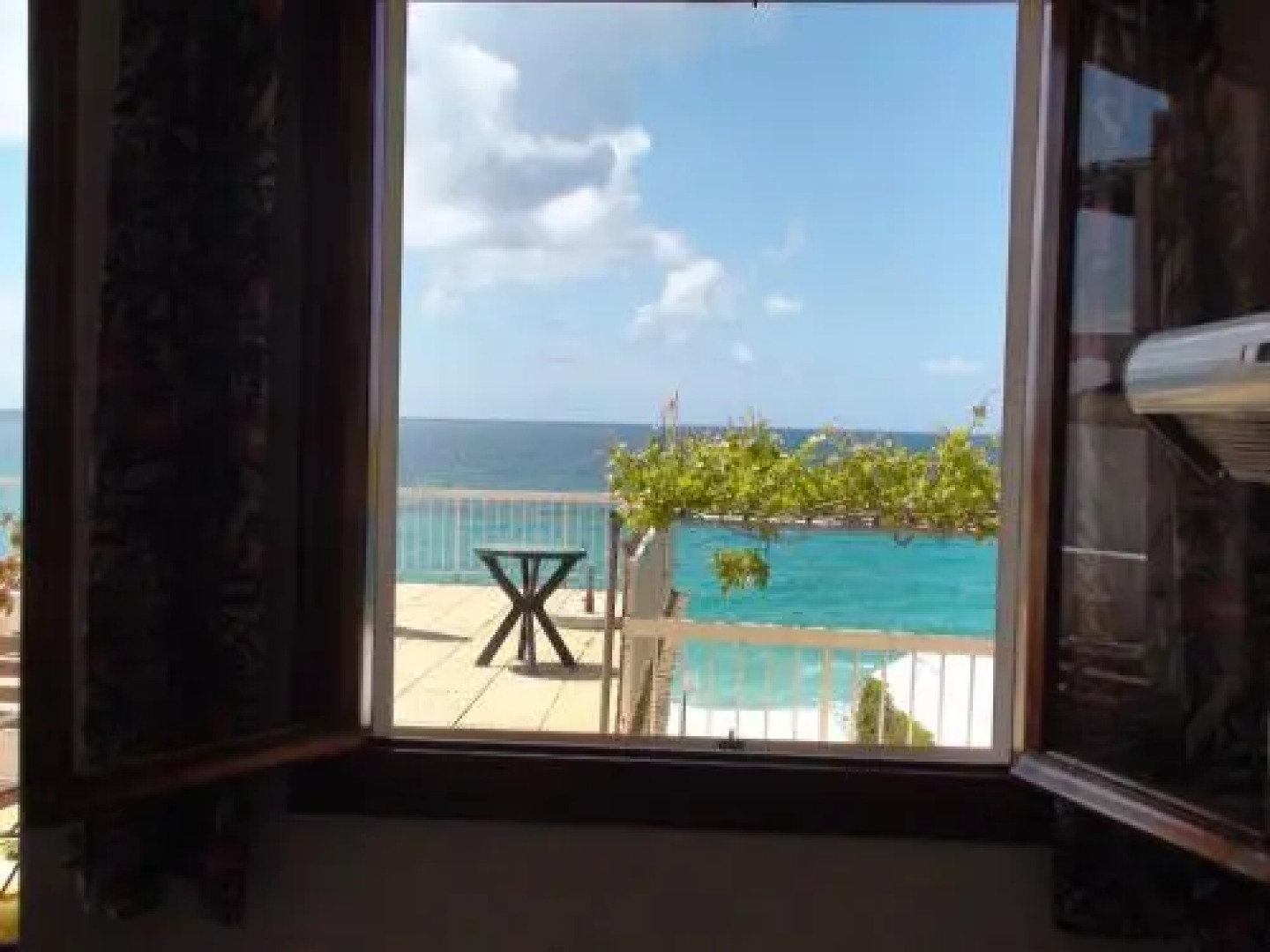 Constantinos Apartments