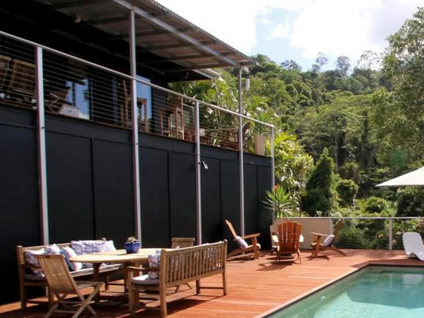 Phoenix Eumundi Bed & Breakfast