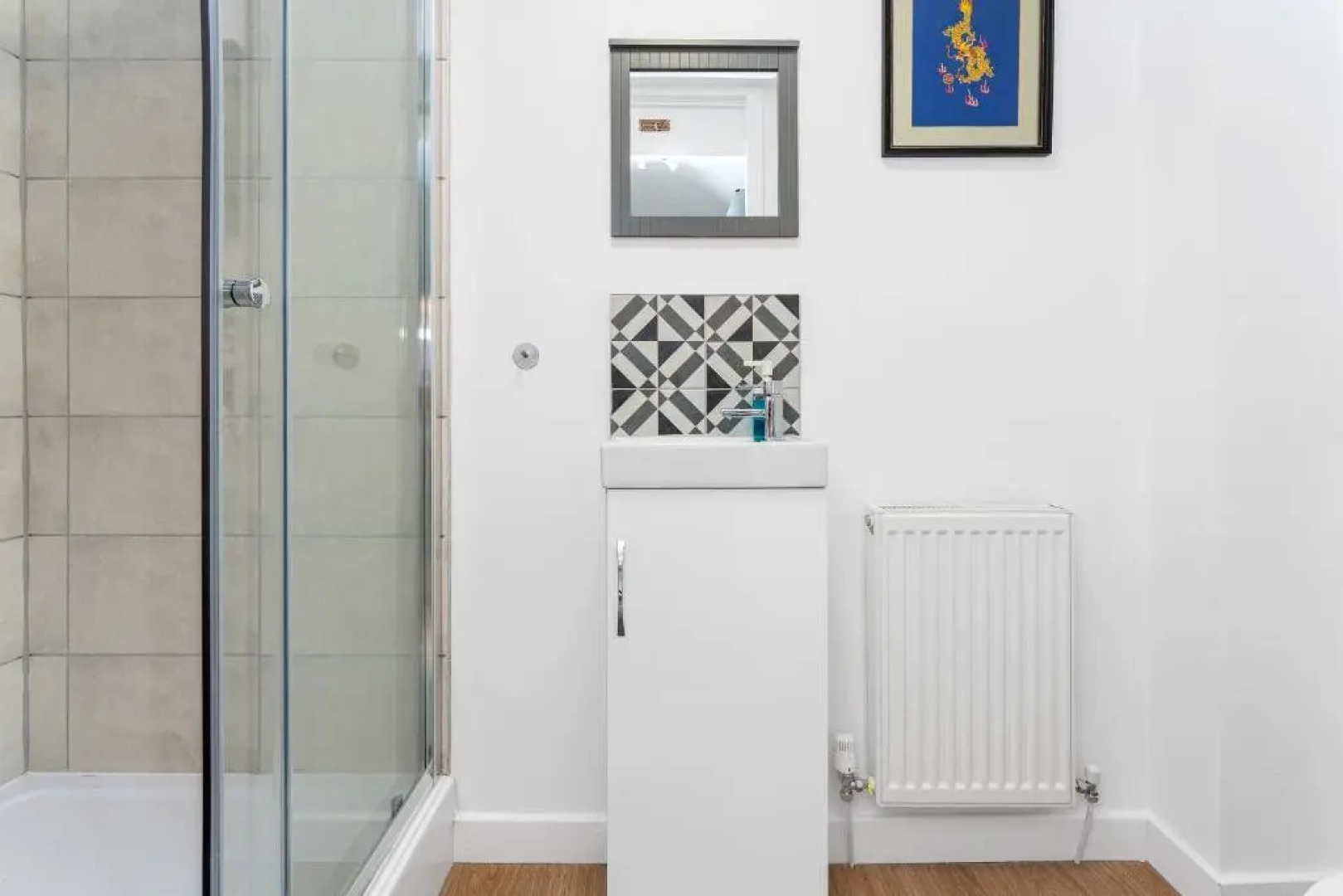 Cheerful Stays - Livingston - 4 Bedroom 3 Bath Home