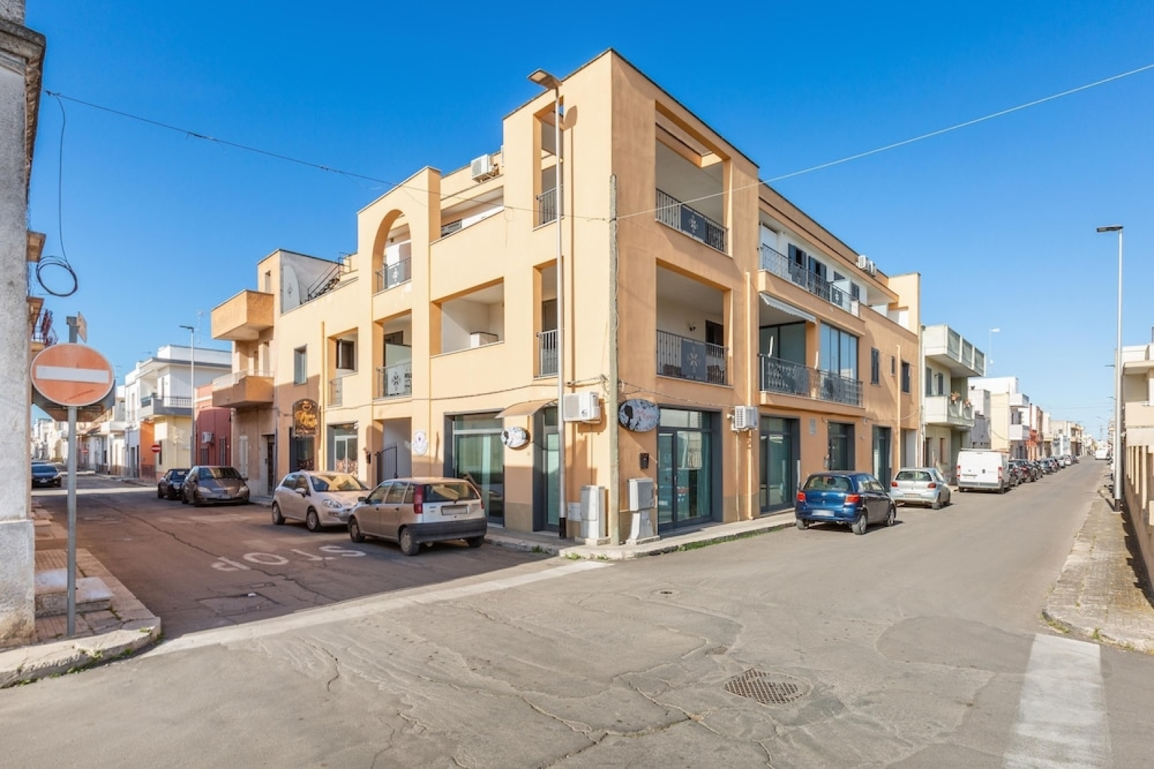 2889 B&B Terra dei Fiori - Camera Tripla con Balcone by Barbarhouse