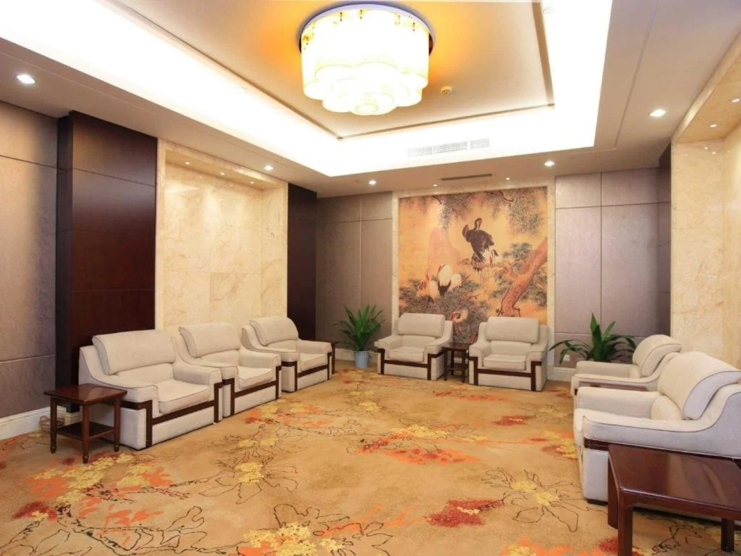 Haiyan International Hotel