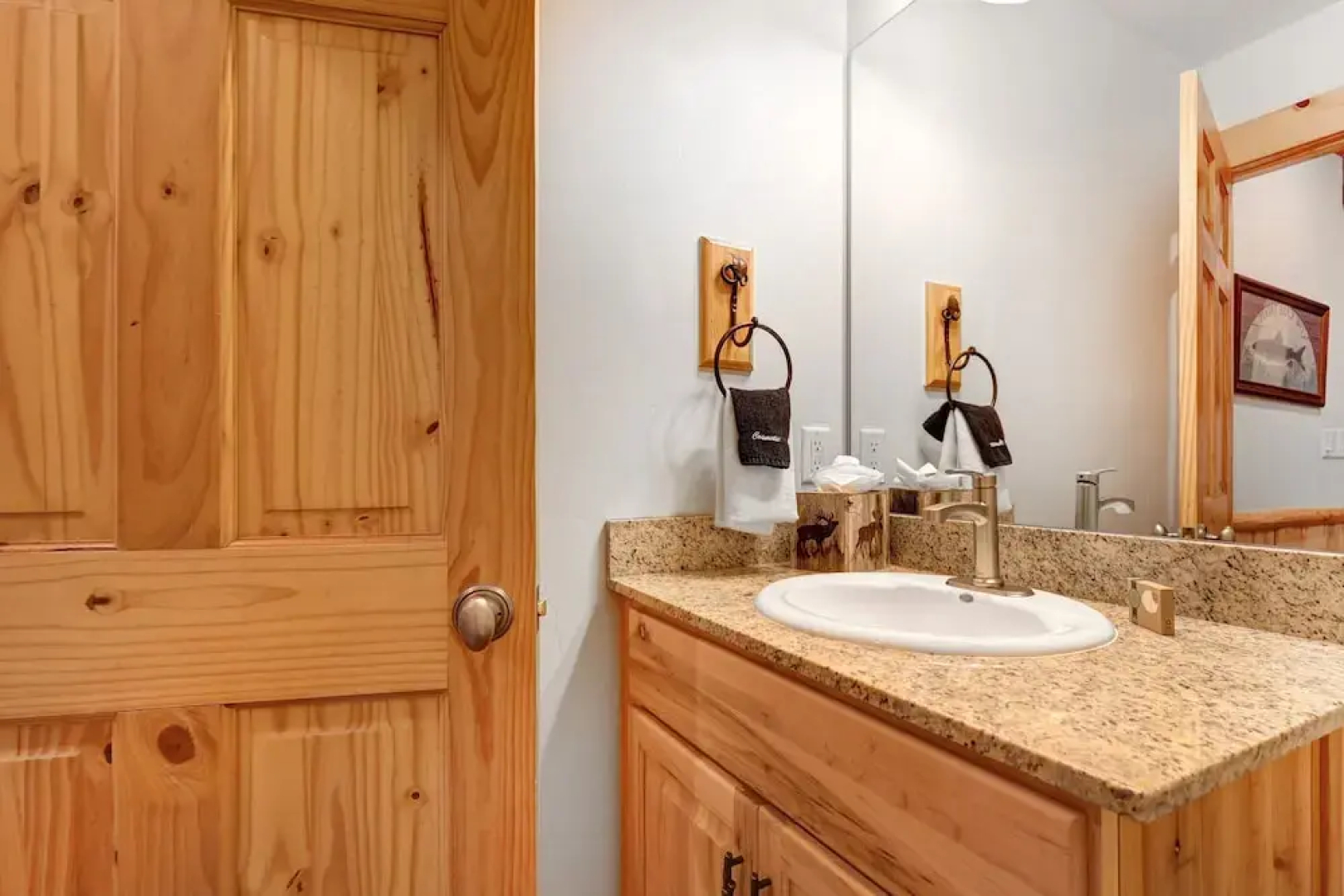 Timber Wolf Lodge 10d 2 Bedroom Condo by RedAwning