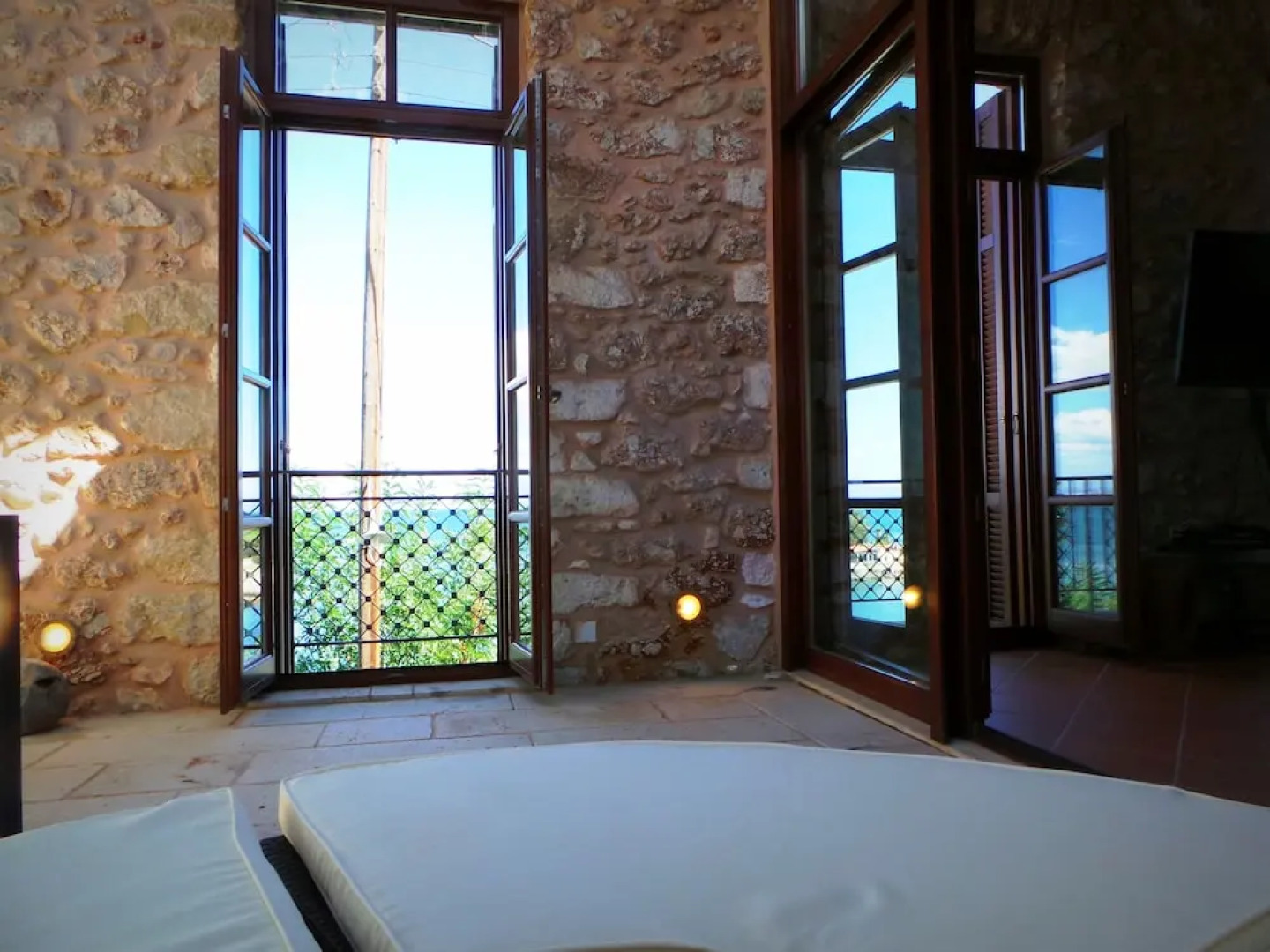 Gorgeous HiEnd 3bdr SEAview Flat