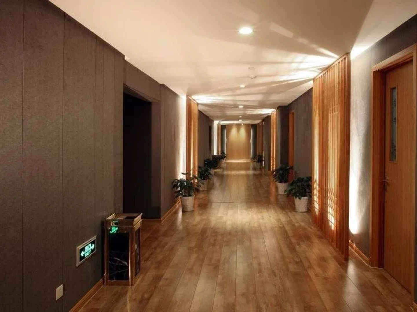 Nignbo Hefeng Garden Hotel