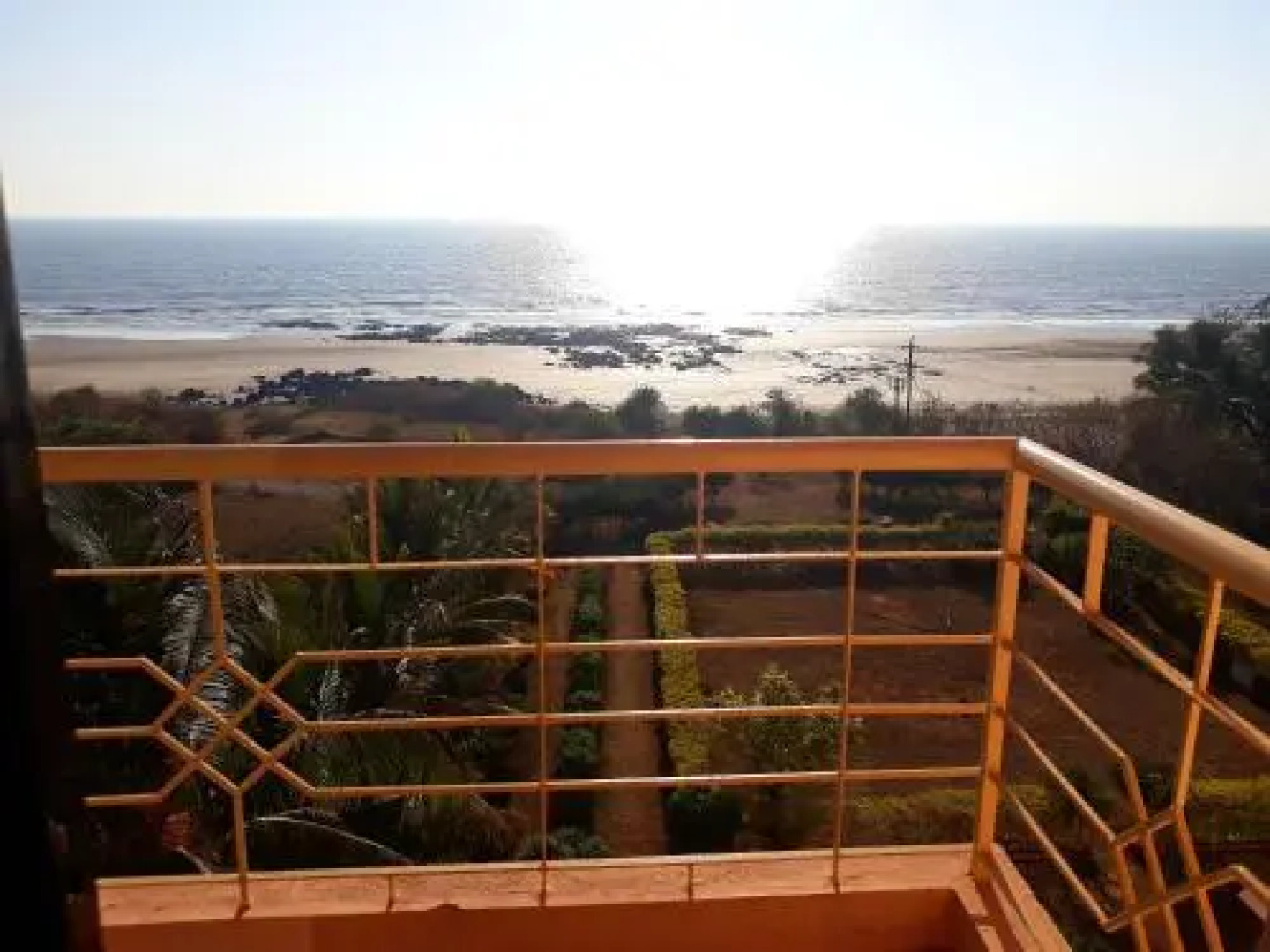 Whistling Palms Beach Resort