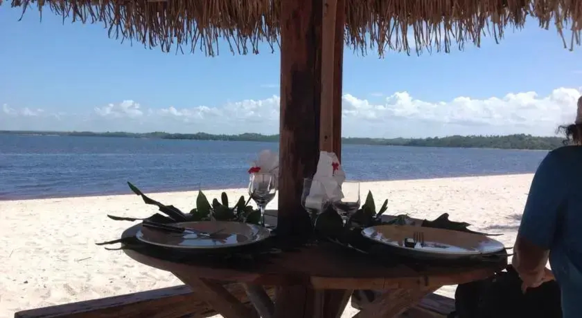 Hotel Pangalanes Jungle Nofy