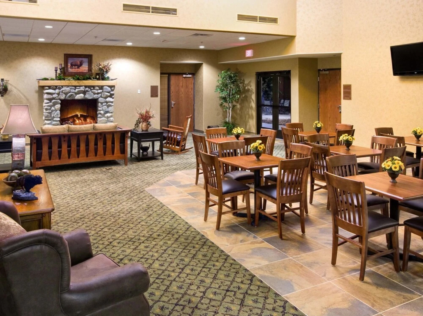 State Game Lodge & Resort