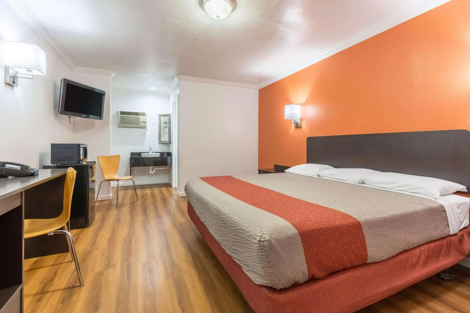 Motel 6 Tremonton, UT