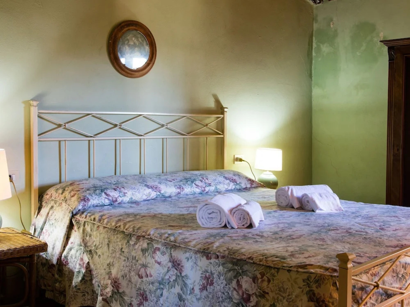 Luxurious Farmhouse in Ghizzano Italy with Swimming Pool