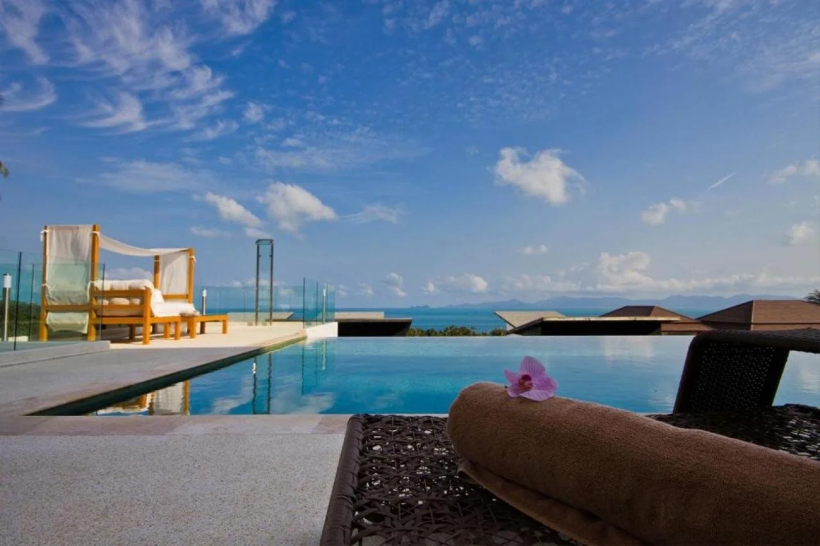 Code Samui Hotel