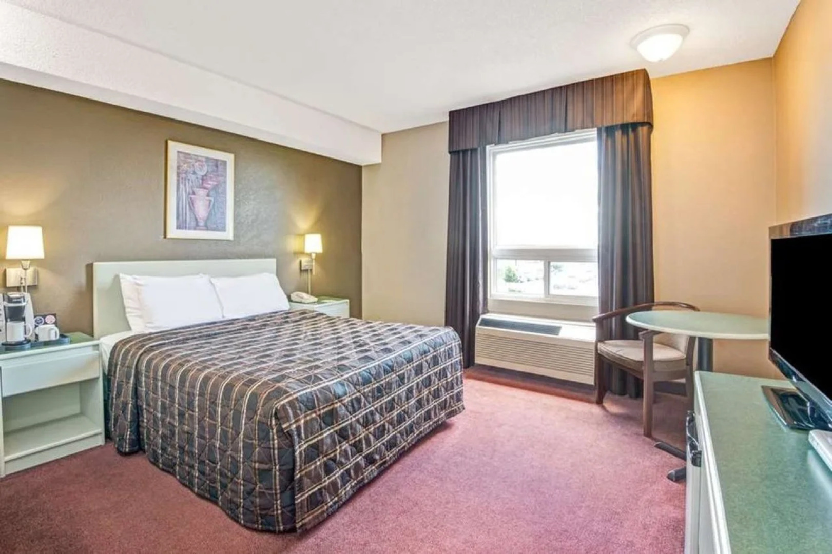 Four Points by Sheraton Vaughan